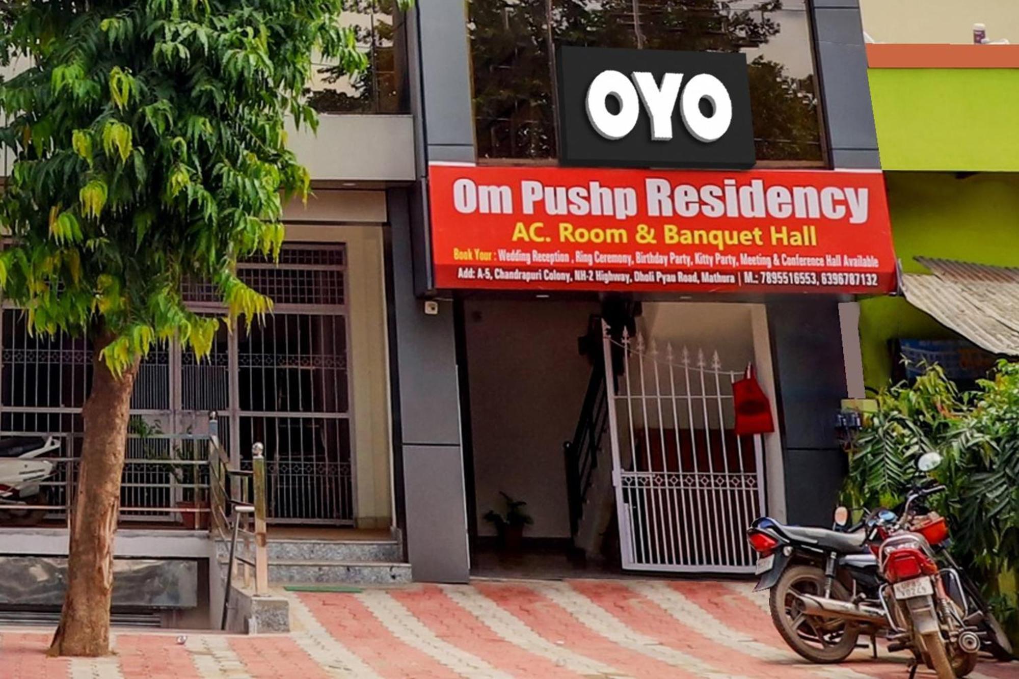 Hotel O Om Pushp Residency Mathura Bagian luar foto
